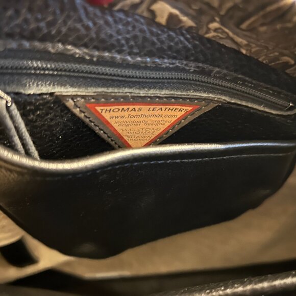 TOM THOMAS LEATHERS Gray Black Croc Pattern Asymmetrical Angle Shoulder Handbag - Picture 11 of 13